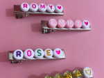 Barrette avec nom - Rose Fluo